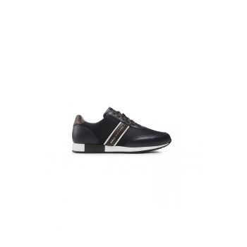 Sneakers  taska 12318011