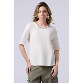 Tricou cu aplicatii din strasuri