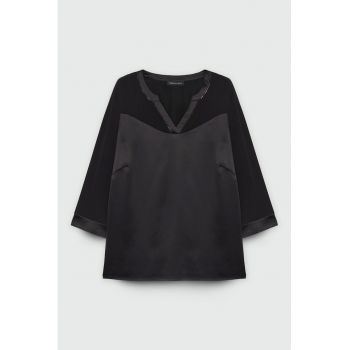 Bluza satinata cu decolteu in V