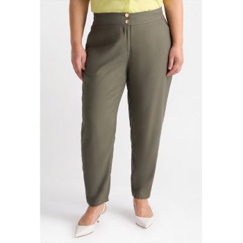 Pantaloni conici