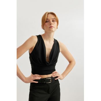 Top crop cu decolteu drapat