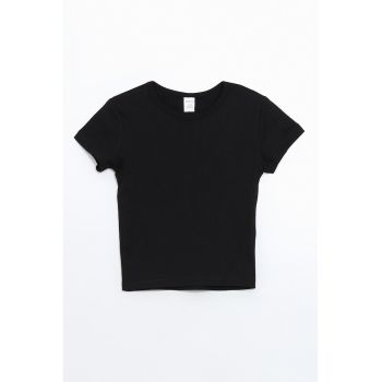 Tricou cambrat cu model uni