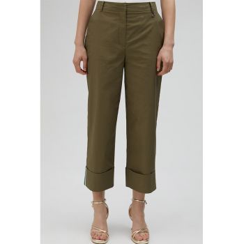 Pantaloni crop cu talie inalta