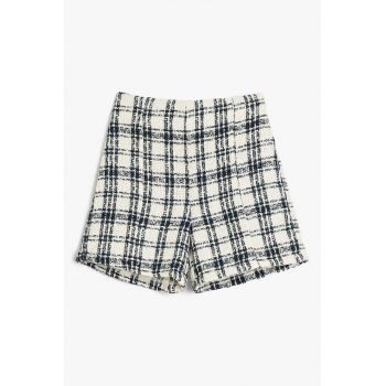Pantaloni scurti in carouri