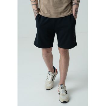 Pantaloni scurti uni cu snur in talie