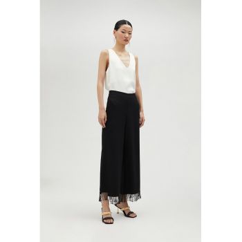 Pantaloni uni cu canafi