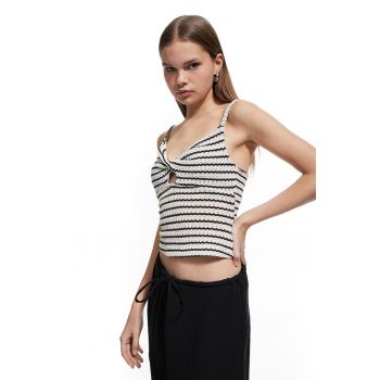 Top crop cu model in dungi