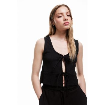 Top regular fit cu decolteu drapat