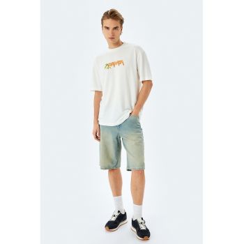 Tricou cu detaliu pe piept