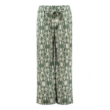 Pantaloni ampli cu model grafic