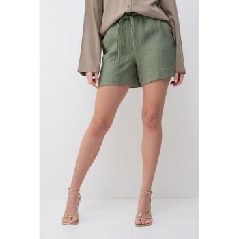 Pantaloni scurti cu talie inalta din amestec de in