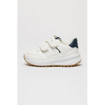 Pantofi sport din piele ecologica cu inchidere velcro
