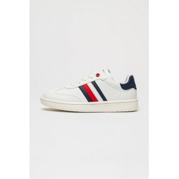Pantofi sport low-cut din piele ecologica