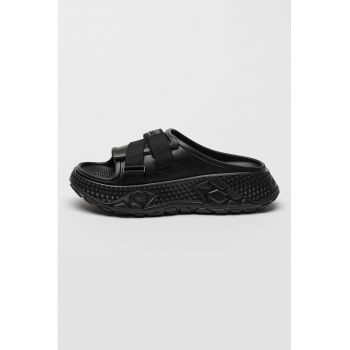 Papuci unisex cu design masiv Offbound