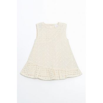 Rochie evazata cu perforatii