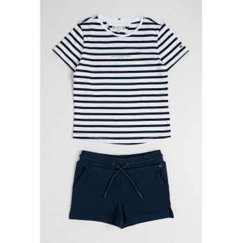 Set de tricou si pantaloni scurti cu snur