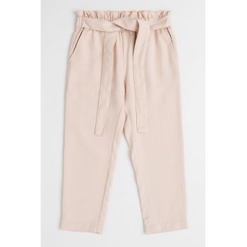 Pantaloni din lyocell cu banda elastica in talie pe partea din spate