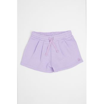 Pantaloni scurti cu talie ajustabila si pliuri frontale