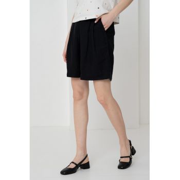 Pantaloni scurti din in cu croiala relaxed-fit