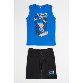 Set de top si pantaloni scurti cu model grafic