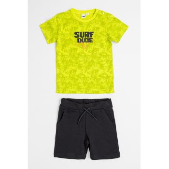 Set de tricou si pantaloni scurti cu imprimeu - 2 piese