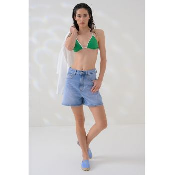 Sutien de baie cu cupe triunghiulare