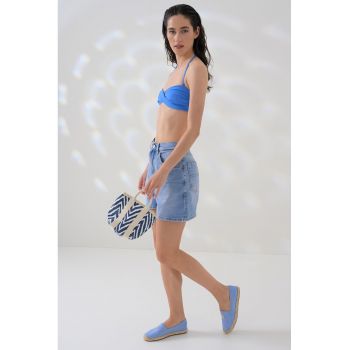 Sutien de baie cu model bandeau si detaliu rasucit