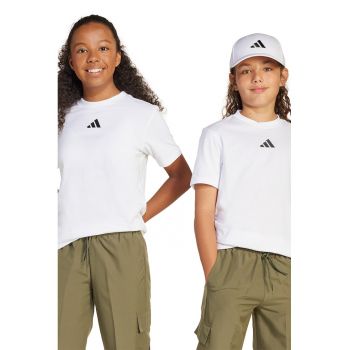 Tricou cu decolteu la baza gatului si detaliu monograma