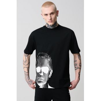 Tricou cu decolteu la baza gatului si imprimeu