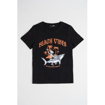 Tricou cu imprimeu grafic