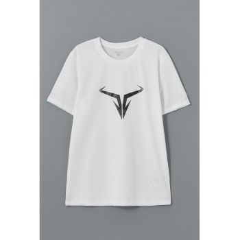 Tricou cu imprimeu si decolteu la baza gatului