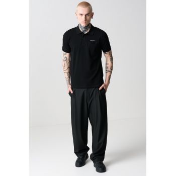Tricou polo cu logo discret