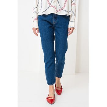Blugi slim fit din denim