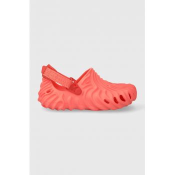 Crocs șlapi copii Salehe Bembury x The Pollex Clog culoarea portocaliu