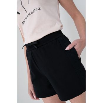 Pantaloni scurti cu talie inalta