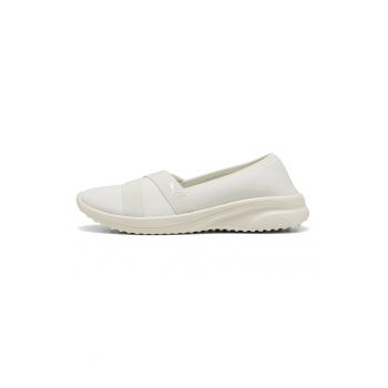 Pantofi slip-on din material textil Adelina 2