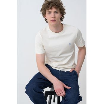 Tricou de bumbac cu decolteu la baza gatului
