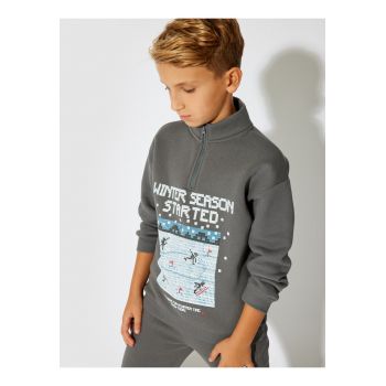 Bluza de trening cu imprimeu si maneci cazute