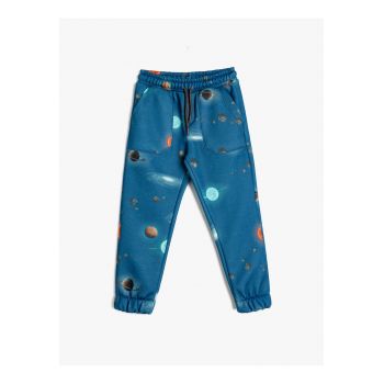 Pantaloni de trening cu model si snur de ajustare in talie