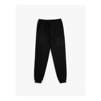 Pantaloni de trening cu snur de ajustare in talie