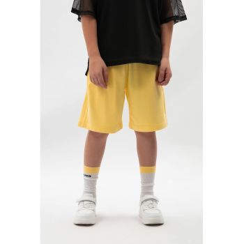 Pantaloni scurti lejeri cu buzunare