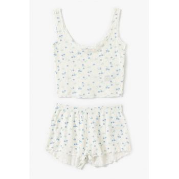 Pijama cu model floral si pantaloni scurti