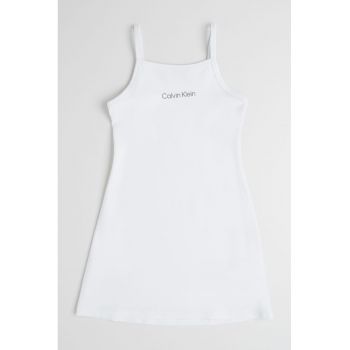 Rochie evazata fara maneci