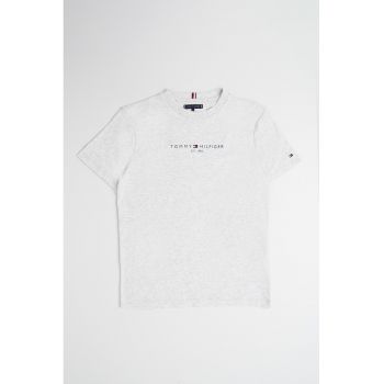 Set de tricou si imprimeu logo si pantaloni scurti - 2 piese