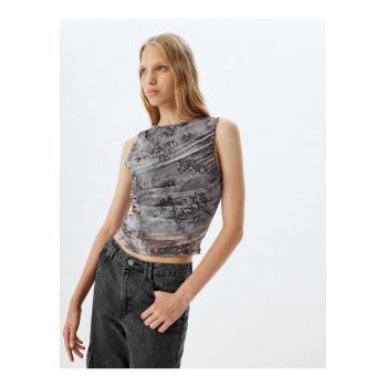 Top crop drapat cu animal print