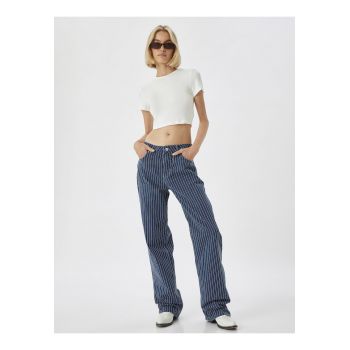 Tricou crop slim fit