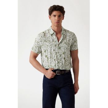 Camasa cu model floral si maneci scurte
