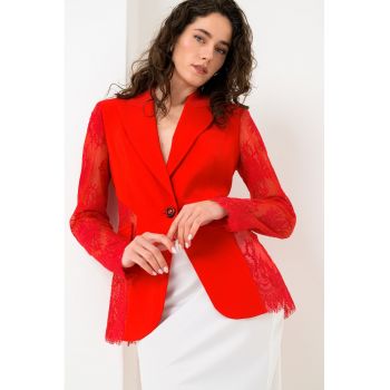 Sacou cu garnituri de dantela