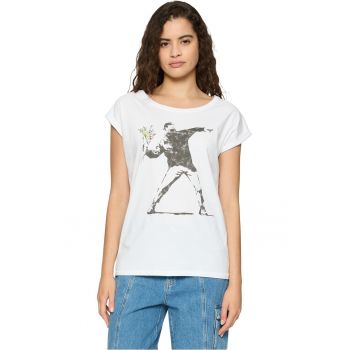 Tricou cu decolteu la baza gatului si imprimeu grafic