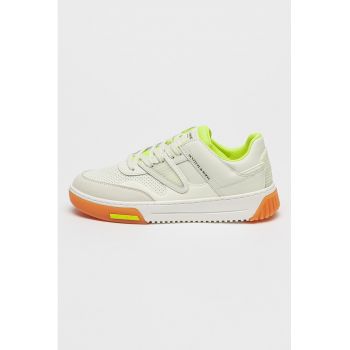 Pantofi sport de piele cu garnituri de piele intoarsa si material sinteti New Cup